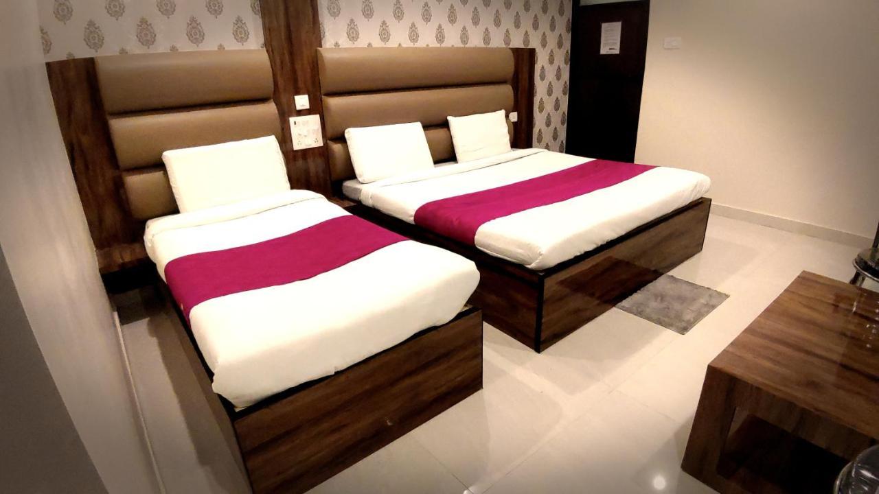 City Hotel Prayagraj Exterior foto