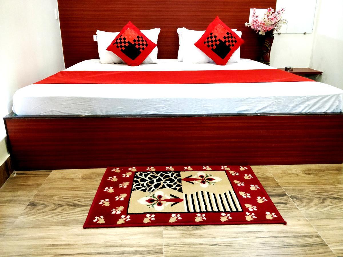 City Hotel Prayagraj Exterior foto