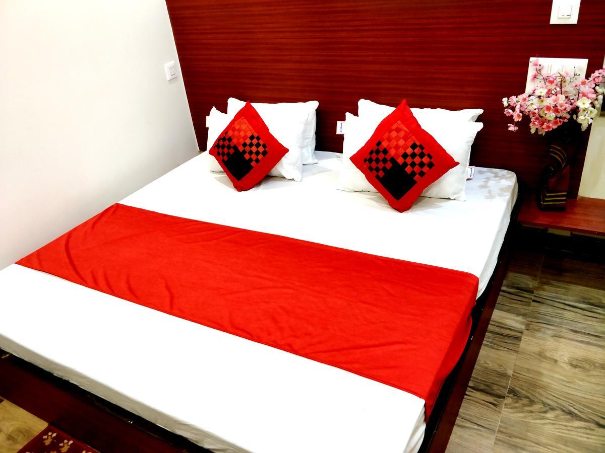 City Hotel Prayagraj Exterior foto